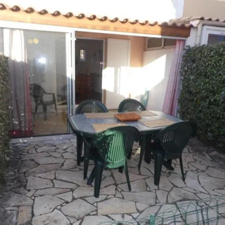 Lejlighed 4-6 Couchages Avec Piscine, Tennis Et Parking Prive, Proche - - Fr-1-326-532 *