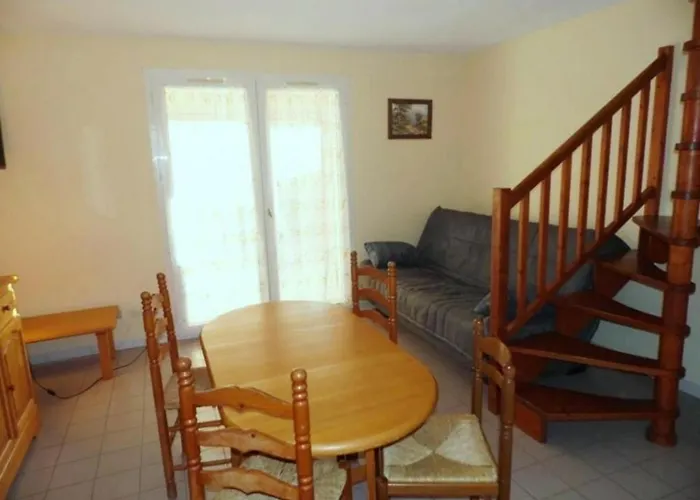 Appartement 4-6 Couchages Avec Piscine, Tennis Et Parking Privé, Proche – - Fr-1-326-532 *