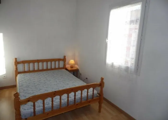 4-6 Couchages Avec Piscine, Tennis Et Parking Privé, Proche – - Fr-1-326-532 Appartement